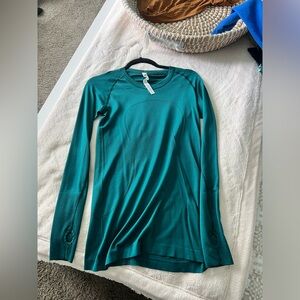 Lululemon long sleeve